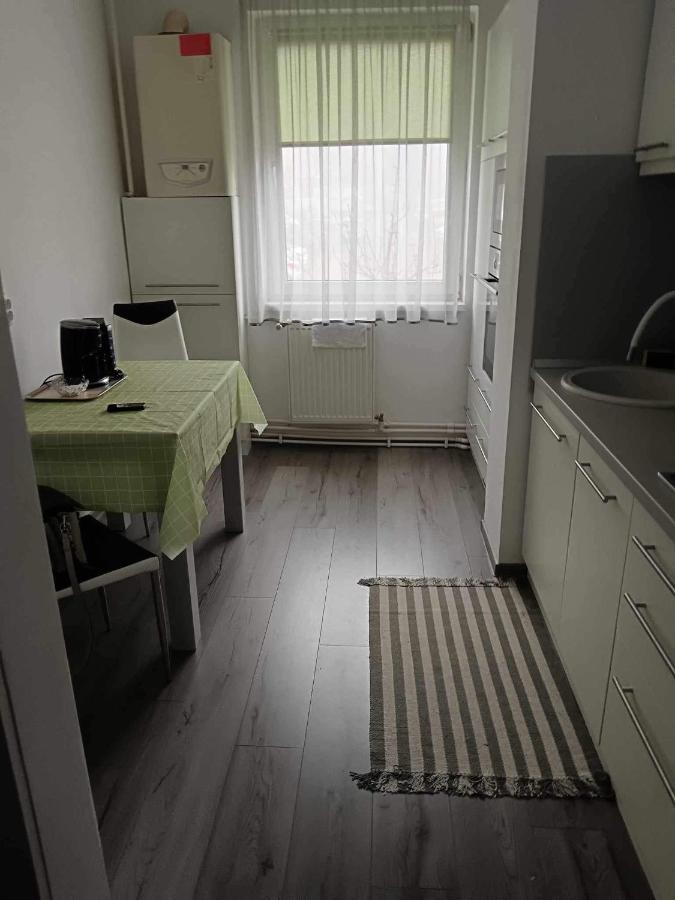 Enci Kiado Apartman Miercurea Ciuc Exterior foto