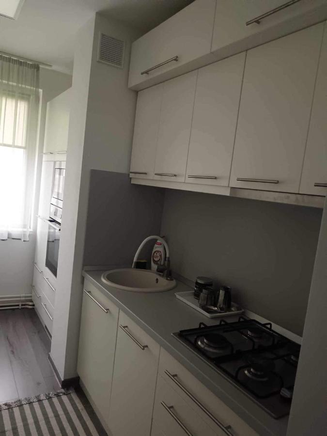 Enci Kiado Apartman Miercurea Ciuc Exterior foto